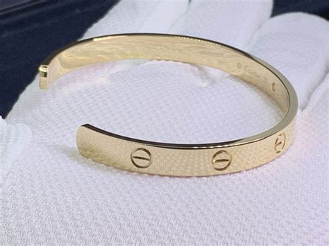 real cartier vs fake|17 750 cartier crd 094835.